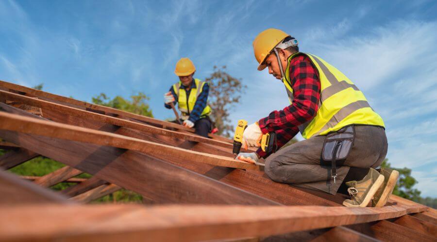 Professional gutter cleaning in Pembroke, MA